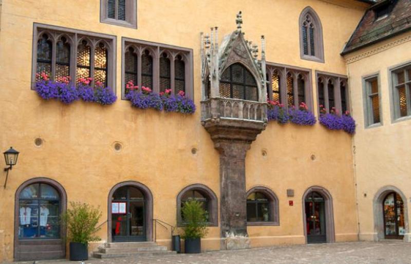 germany-regensburg-old-cornmarket-town-hall.jpg