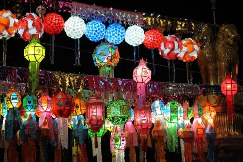 lanterns-1574423_960_720.jpg