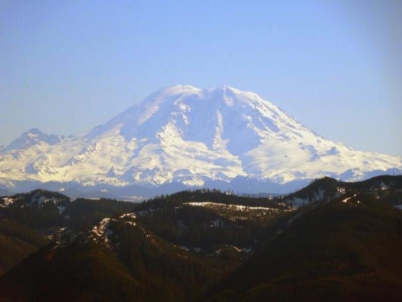 mount-rainier-1567134_960_720.jpg