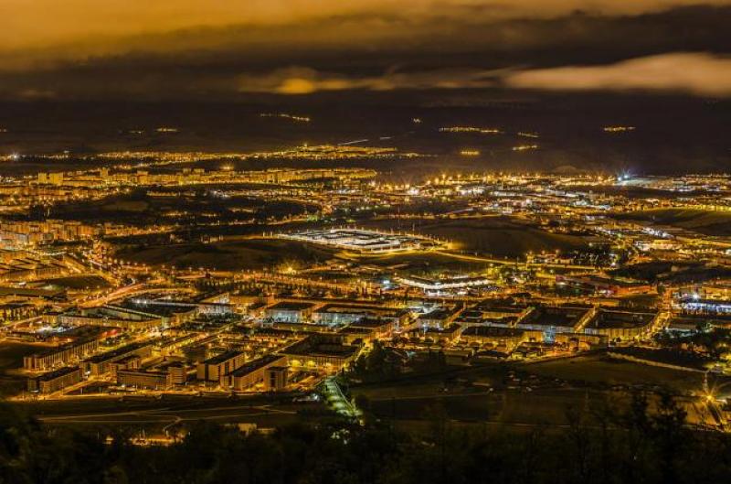 pamplona-city-at-night-tilyo-rusev.jpg