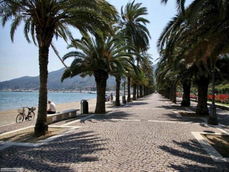 passeggiata.jpg