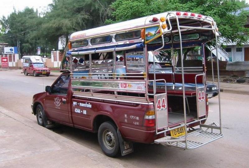 songthaews-koh-samui.jpg