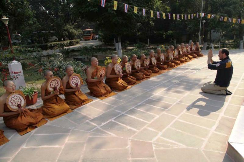 İskender Fatih Koparan: “Yeni tatlar, yeni dünyalar keşfetmek, çeşit çeşit insanlar tanımak ve bitmeyen maceralar yaşamak hayatın ta kendisi”