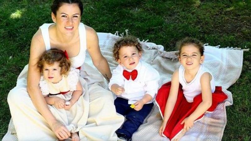 Özge Kopuz: “Bebek, çoğul gebelik, bebek bakımı, çocuk modası başta olmak üzere pek çok konuda içerek paylaşmaya ve annelerle fikir alışverişinde bulunmaya devam ediyorum”