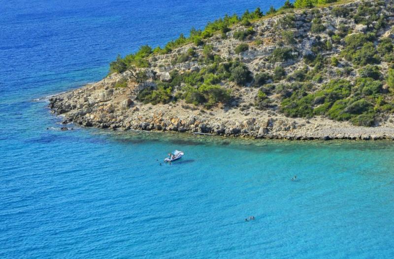 Şeref Baykal: “Bademli'ye gelip de Garip Adası ve Kalem Adası görülmeden kesinlikle dönülmemeli”