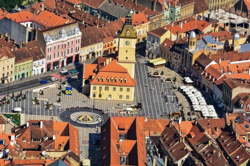 Banu Demir: “Romanya pek tanınmıyor dolayısıyla beklentileri çok düşük olarak bu ülkeye gelenler, tek kelime ile hayran kalıyorlar”