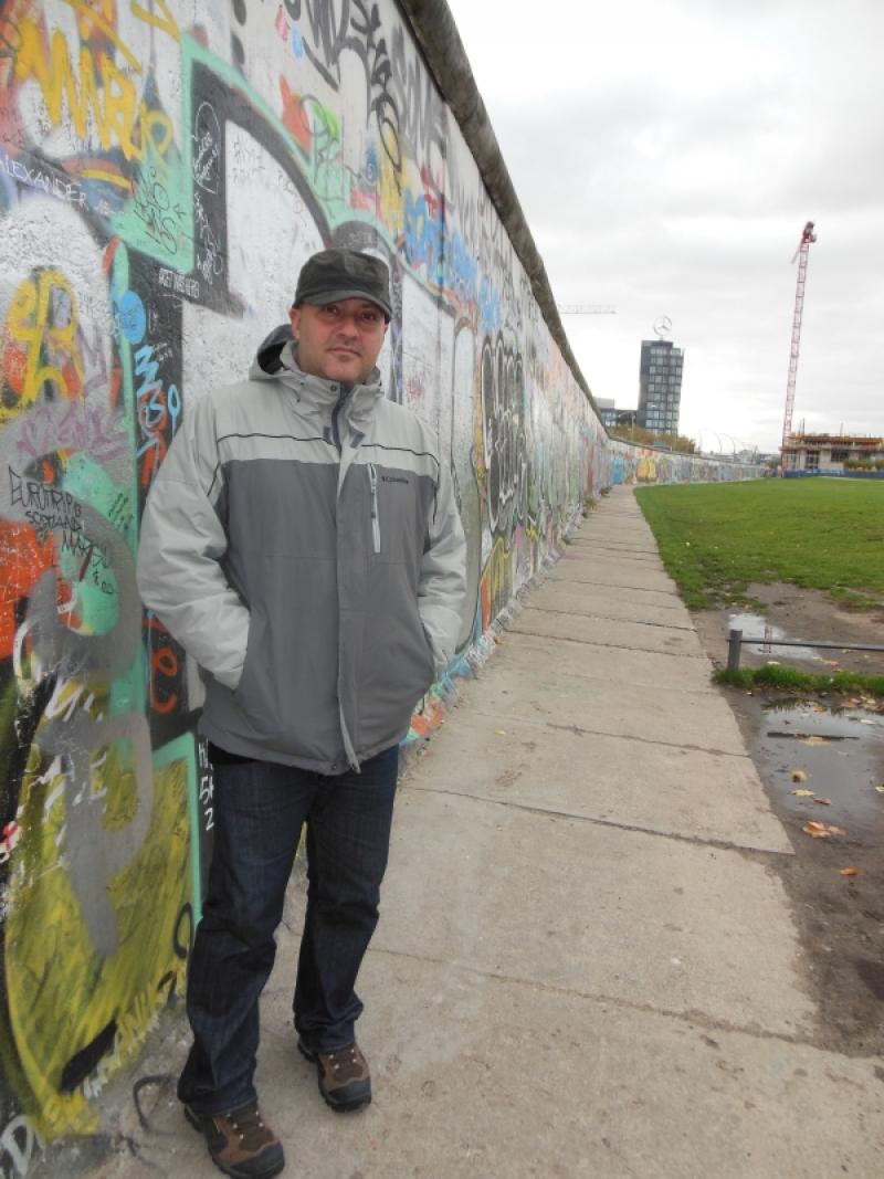 Alp Artam: “Yabancı bir kente adımımı attığımda ‘olmazsa olmazım’ sokak lezzetleridir”