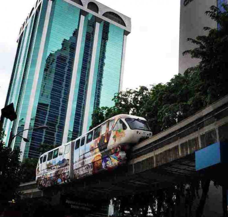 Elif Özgen: “İnsan gittiği yerdeki hayatları anladıkça, kendisinden farklı olana hoşgörüsü de artıyor”