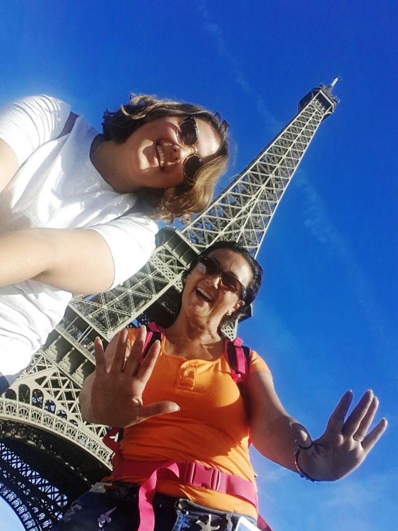 Sevda Çiçek: “Arkadaşlarımla gezilerimi, yaşadıklarımı paylaşmaktan zevk alıyorum”