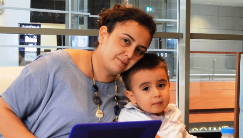 Elif Çakır: “Blogumda oğlum ile yaşadığım annelik tecrübelerimin yanı sıra emzirme, ek gıda, çeşitli çocukluk çağı hastalıkları ile ilgili bilgiler de mevcut”