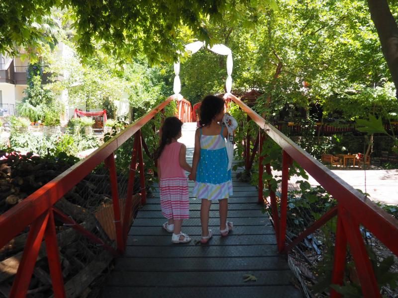 Güneş Arslan Ulus: "Seyahat etmek çocuklar için çok önemli bir deneyim"