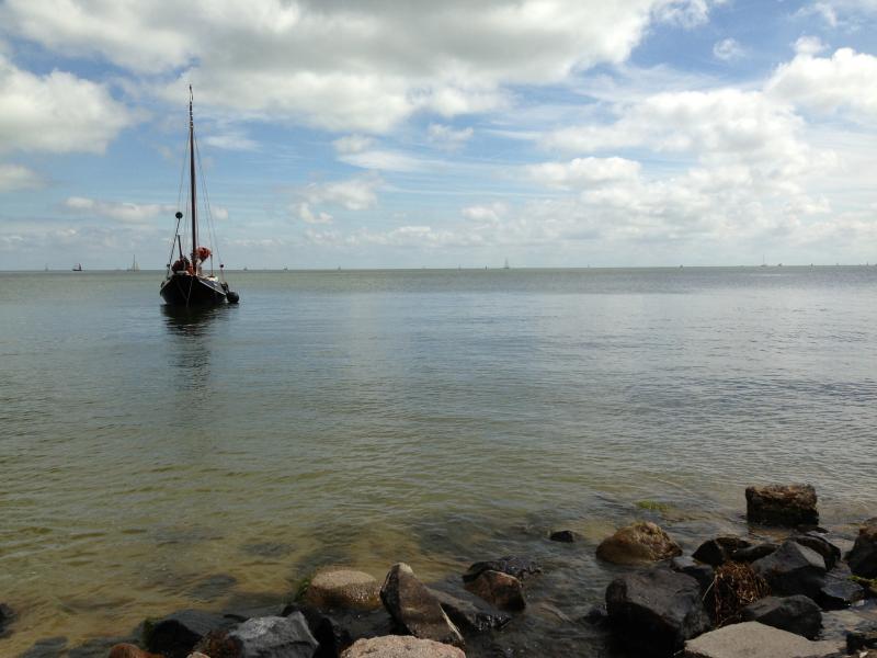 Move and Travel: "Seyahat anlayışımız, ne çok aşırı pahalı ne de günlüğü 20 Euro olan otellerde kalmak..."