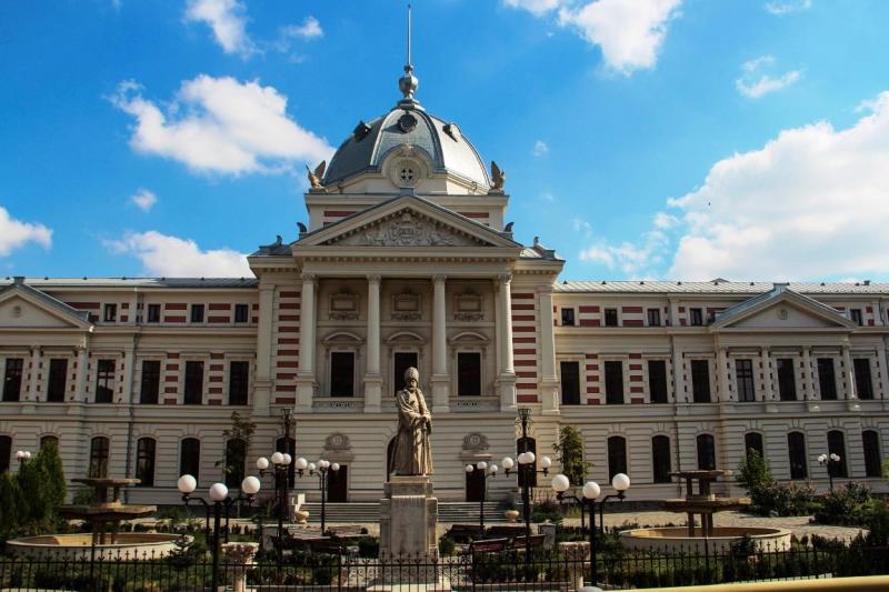 Banu Demir: “Romanya pek tanınmıyor dolayısıyla beklentileri çok düşük olarak bu ülkeye gelenler, tek kelime ile hayran kalıyorlar”