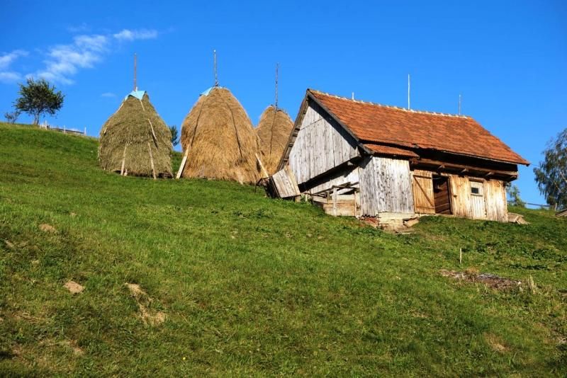 Banu Demir: “Romanya pek tanınmıyor dolayısıyla beklentileri çok düşük olarak bu ülkeye gelenler, tek kelime ile hayran kalıyorlar”