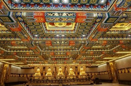 Lantau&#039;da göktelenlerden ve kocaman bir şehirden daha fazlası bekliyor sizi! 