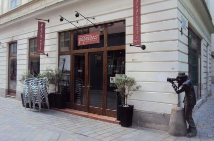 Paparazzi burada, yandan geç 