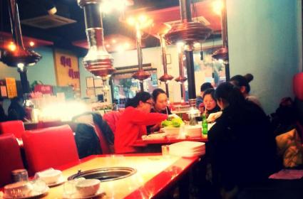 Kore lokantası kendin pişir kendin ye : ) oldukça lezzetli yemekler 