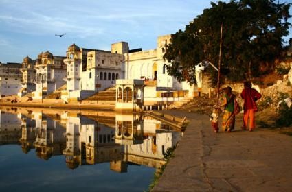 Kutsal Pushkar Gölü 