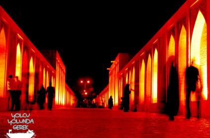 SiosePol - 33 Gözlü Köprü 