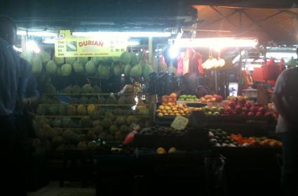 Durian! Bir meyve aynı anda hem lezzetli olup hem de pis kokabilir mi? 