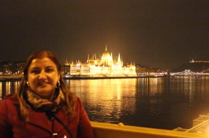 Gecenin Parlayan Işıkları Altında Budapeşte... 