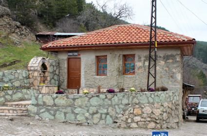 Doruk Türbe (Mudurnu – Bolu) 