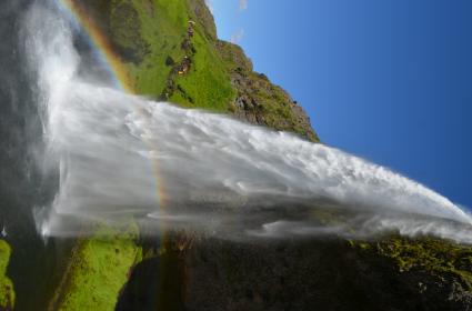 Seljalandsfoss şelalesi,Güney İzlanda 