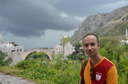 Boşnak - Hırvat Çekişmesinin Ortasında 