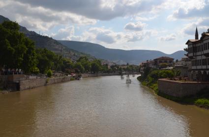 Yeşilırmak&#039;ın güzelleştirdiği şehir 