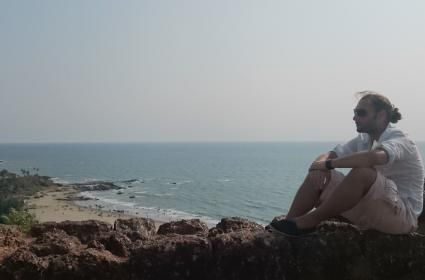 Chapora Fort, Vagator&#039;a hakim bir tepede konumlanmış bir tarihi kaledir. Sağ tarafta ise Chapora Nehri ve Morjim Beach yer almaktadır. 