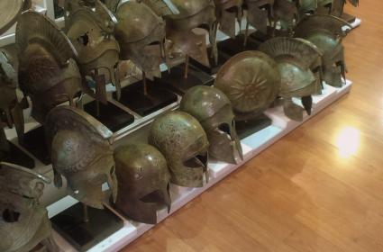 Rodos&#039;taki hediyelik eşya mağazası 