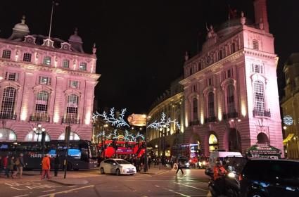 Londra&#039;da Noel zamanı - Piccadilly 