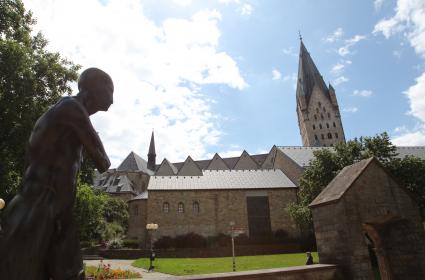 yolcuyolundagerek.com.tr/paderborn-almanya/ 