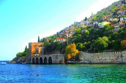 Akdeniz&#039;in en güzel şehirlerinden biri Alanya 