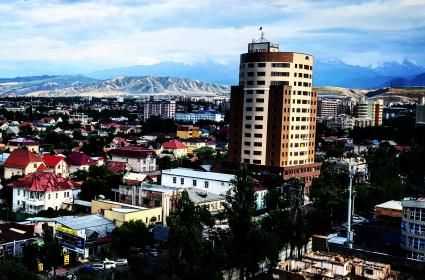 Ulu dağlar ve Bişkek 