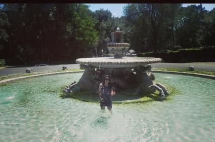 Burgese Parkı, Temmuz ayında havuzu :) 