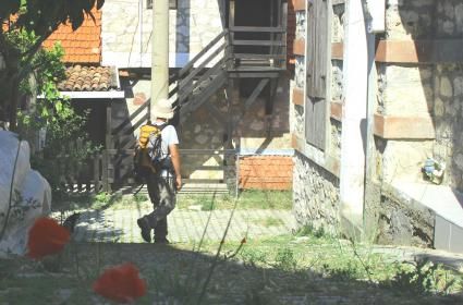 Karaburun İnecik Köyü Sokakları 