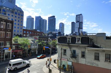 Kanada&#039;nın en büyük şehri Toronto 