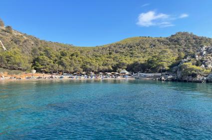 Korna Sesinin Olmadığı Bir Yunan Adası: İdra (Hydra)  Korna Sesinin Olmadığı Bir Yunan Adası: İdra (Hydra)