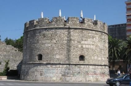 Araba ile Avrupa Gezisi: Arnavutluk 