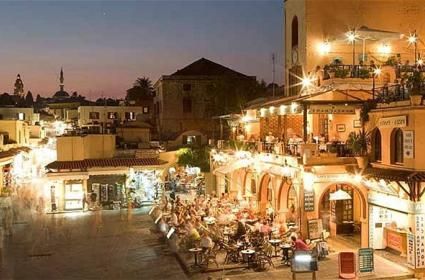 Tapınaklar Şehri Katmandu  Tapınaklar Şehri Katmandu