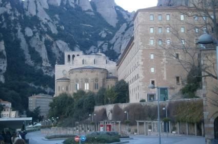 Testere Dişli Dağ: Montserrat 