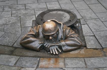 Şaşırtan Heykelleri İle Bratislava  Şaşırtan Heykelleri İle Bratislava