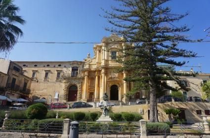 Çizmenin Parmak Ucunda: Noto (Bölüm 13)  Çizmenin Parmak Ucunda: Noto (Bölüm 13)