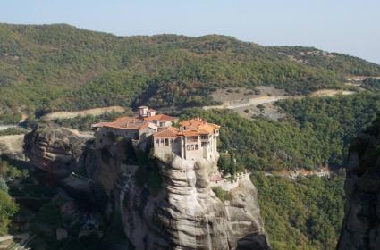 Nefes Kesen Manzaralar: Meteora&#039;da Görülecek ve Gezilecek Yerler 