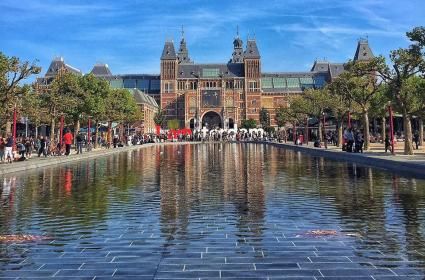 Rengarenk Bir Şehir: Amsterdam 