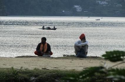 Pokhara: Dünyanın Ana Tanrıçasına Doğru  Pokhara: Dünyanın Ana Tanrıçasına Doğru