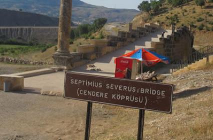 Star Wars'un Çekildiği Turda Tuz Madeni ve Cluj Şehri  Star Wars'un Çekildiği Turda Tuz Madeni ve Cluj Şehri