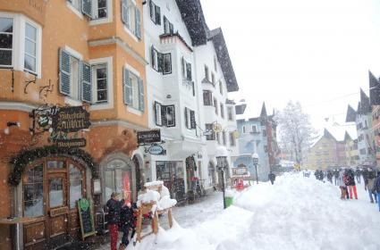 Avusturya'da Kayak - 2 : Kitzbuhel In Tirol  Avusturya'da Kayak - 2 : Kitzbuhel In Tirol