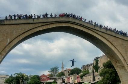 Bosna Hersek&#039;te Mostar Köprüsü ile Buluşma 